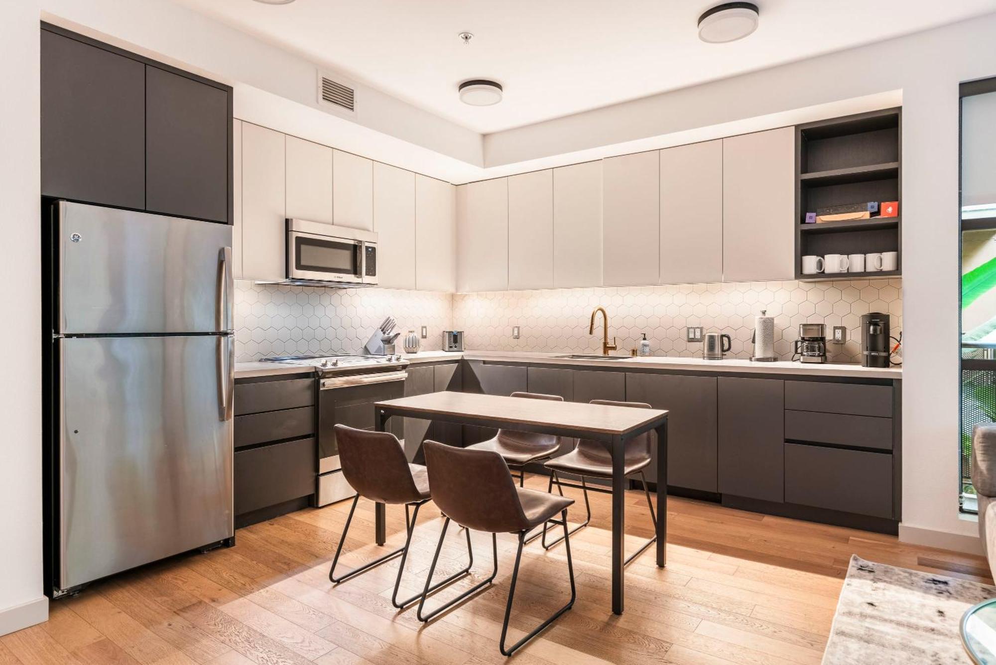 2br Hollywood Modern Luxury Retreat Elc Appartement